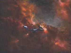 Enterprise-E prolétá Vřesovištěm